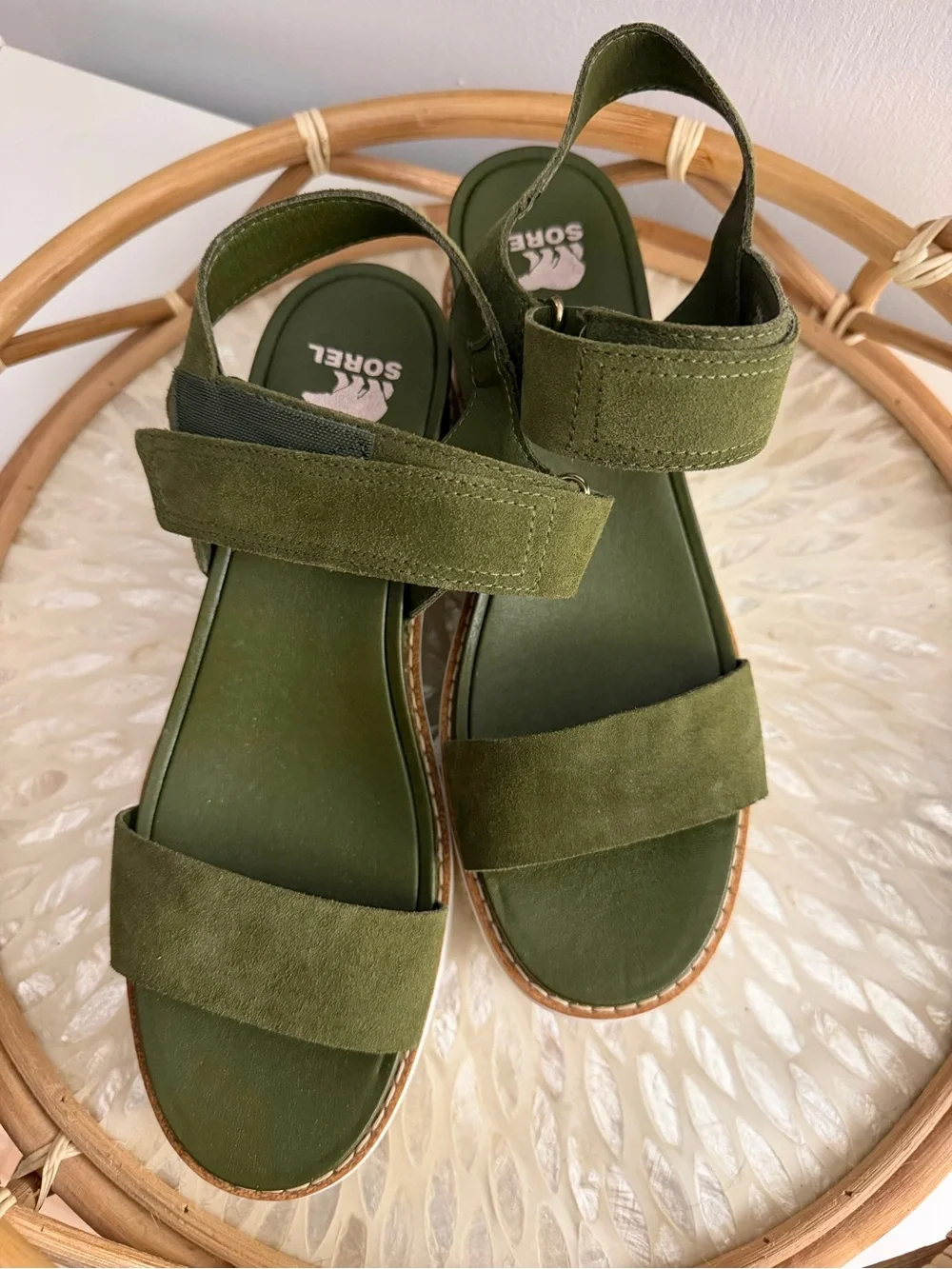 Sorel Women’s Olive Green Suede Platform Sandals